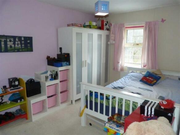 BEDROOM 1