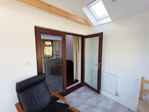 Photo 6