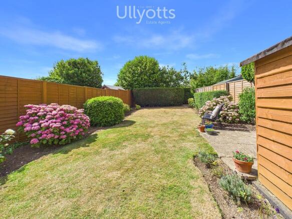 1 bed Semi-Detached Bungalow for sale Image 8