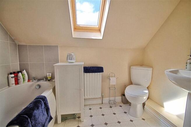 EN SUITE
