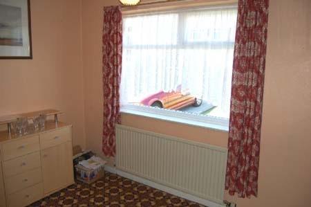Dining Room/Bed 2