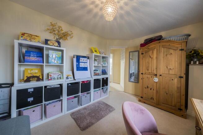 46 Foxhill Close-017.JPG