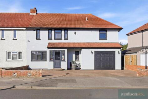 Leyswood Drive, Ilford, IG2