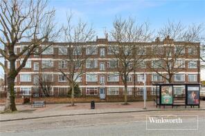 Flat 15, 445 North Gates, High Road, North Finchley, London N12 0AR