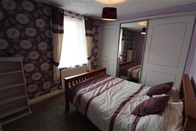 bedroom1
