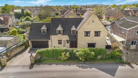 Court Close, Kidlington, OX5