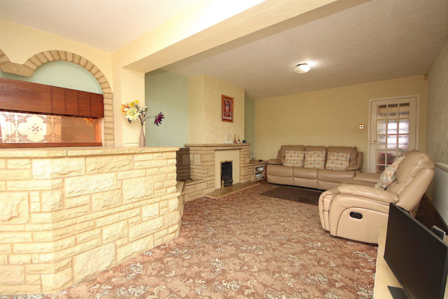 Extended Lounge