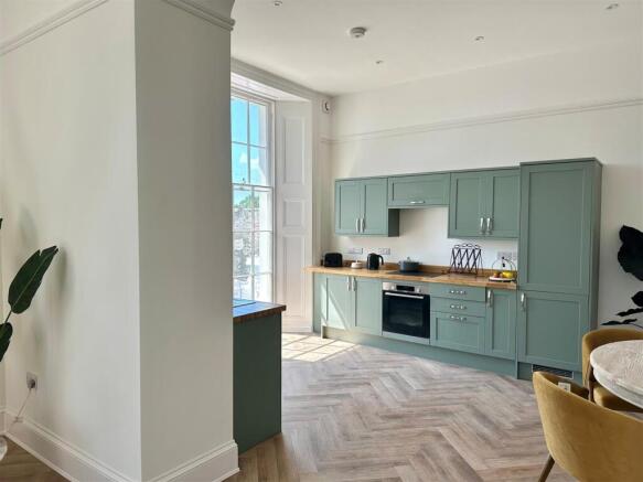 Kitchen/Dining Room