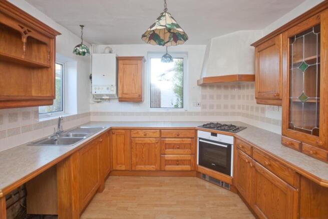 32 MILL ROAD - PHOTO D.jpg