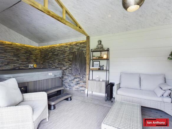 SUN HOUSE