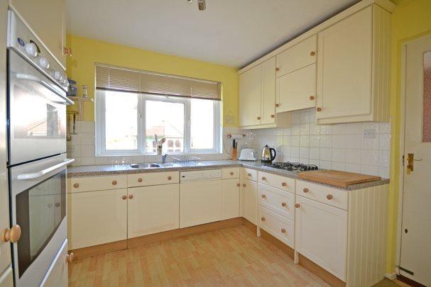 Kitchen (2)