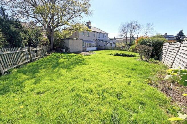 24 Branch Road, Skipton, BD23 2BX photo 4