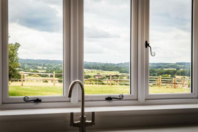 house. Partnership Shere