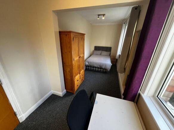 5 bed Terraced to rent Image 10