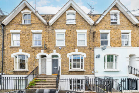 Auckland Road, London, SW11