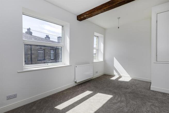 2 bed Terraced for sale Image 12