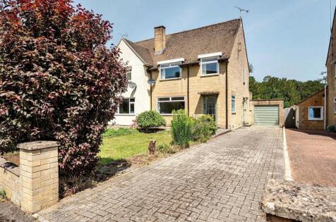 Cotswold Close, Cirencester, Gloucestershire, GL7