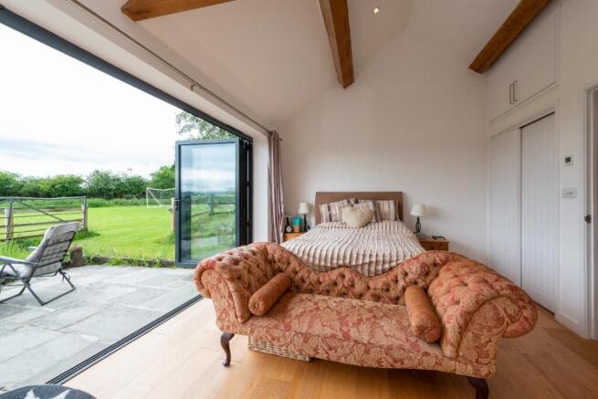 Principal bedroom