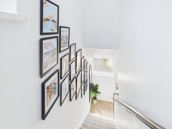 2 bed Semi-Detached for sale Image 7