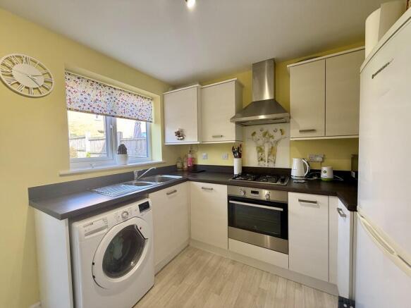 3 bed Town House for sale Image 6