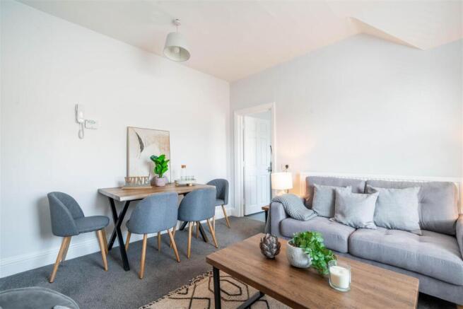 Living Room-5.jpg