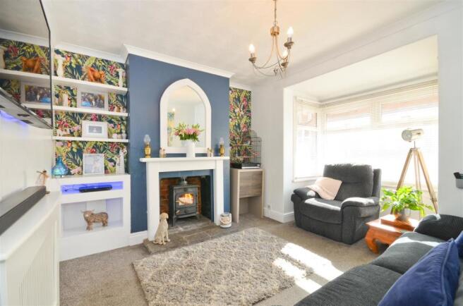 Lounge.JPG
