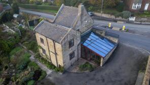 5, Broomhill Road, Chesterfield S41 9DB