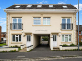 Flat 2, 116 Duchess Court, Whiteway Road, St George, Bristol BS5 7RA