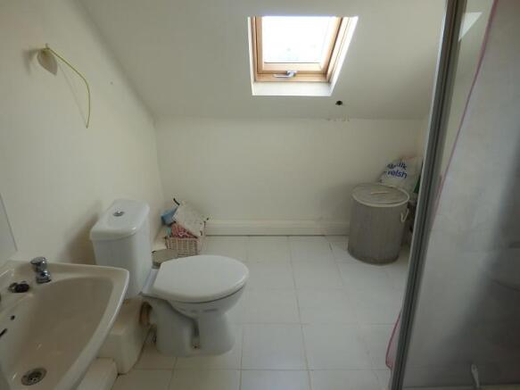 En-Suite 2