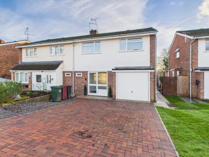 Cheddington Close, Tilehurst, Reading, RG30