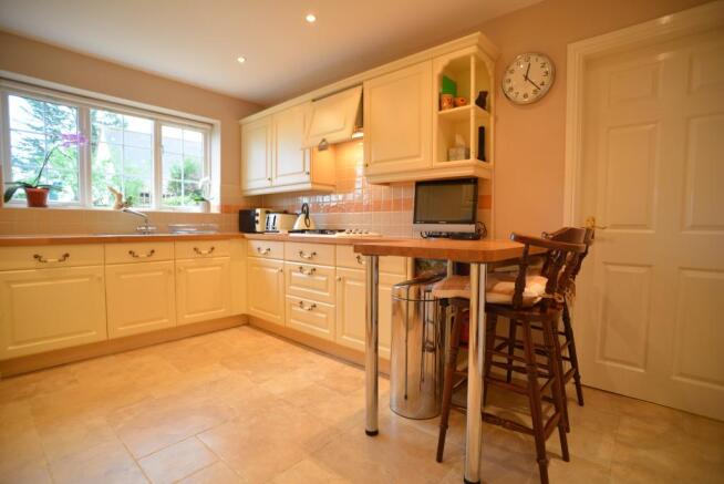Kitchen/breakfast ro