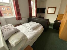 Ground Floor Flat, 58, Ninian Park Road, Riverside, Cardiff CF11 6JB