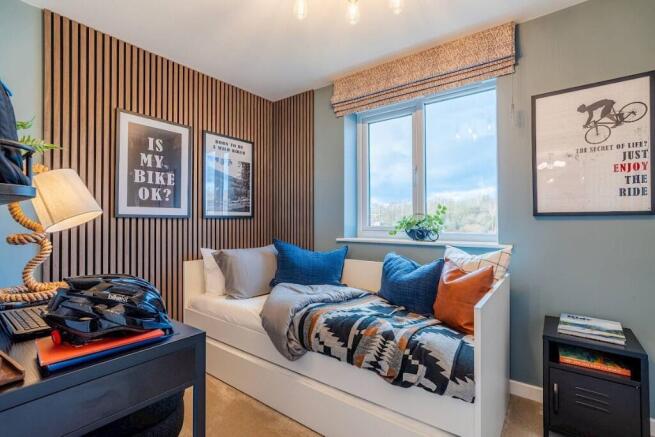 4 bed Detached to rent Image 8