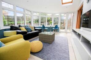 20a The Laurels, Clifton Gardens, Southampton SO18 3DA