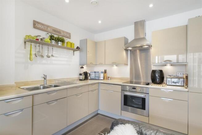 Flat 48, Luma Apartments - rK08RYBAQCEZqFKCpIV3.jp