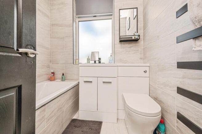 2 bed Semi-Detached for sale Image 6