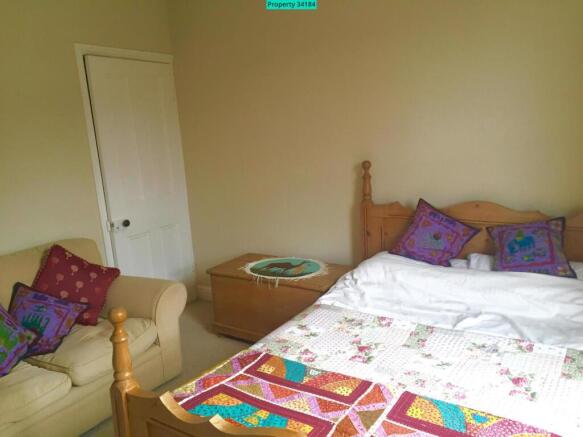 3 bed Terraced to rent Image 11