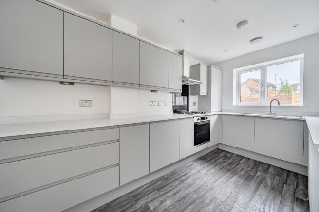 1347450268b6f7b5c5288