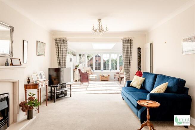 Aviary Road - Watermark-24.jpg