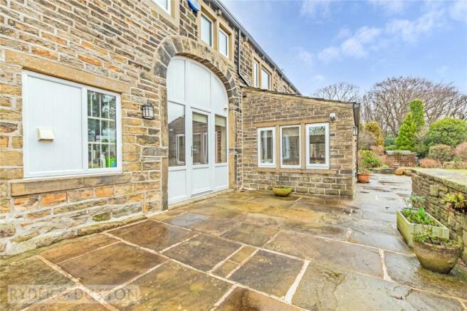 Stone Flagged Patio