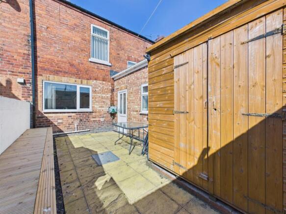 3 bed Terraced for sale Image 11