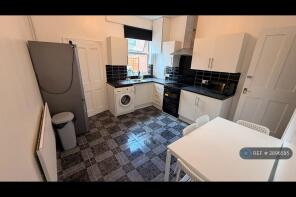 93, Ewart Road, Nottingham NG7 6HG