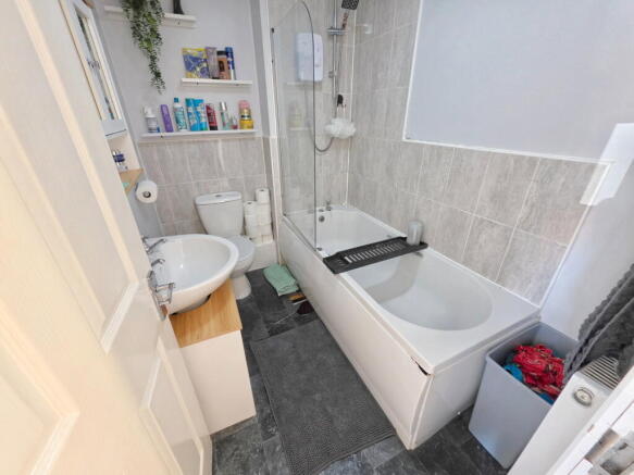 2 bed Town House for sale Image 9