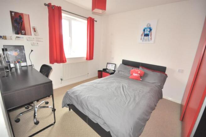 BEDROOM 2