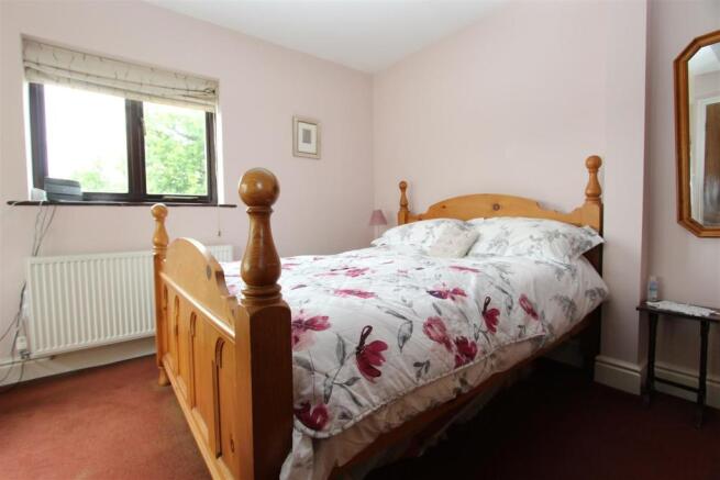 Bedroom 3.JPG
