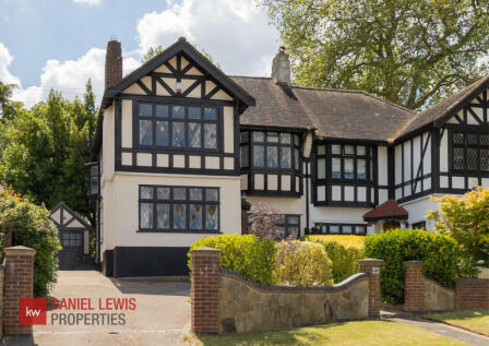 Mount Echo Drive, London, E4