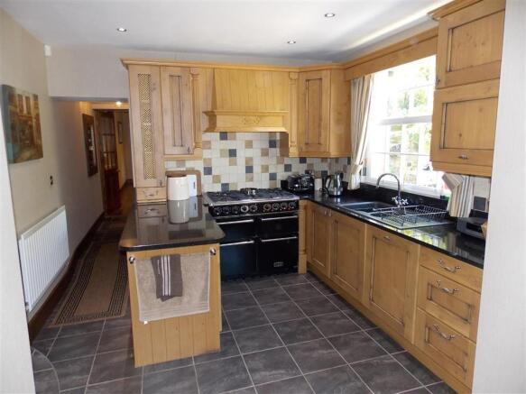 BREAKFAST KITCHEN