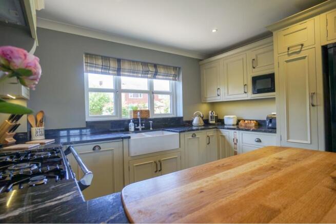 Kitchen / Breakfast