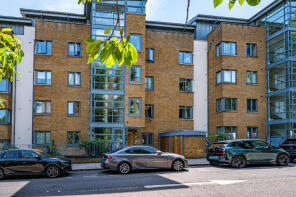 Apartment 1, 206, Regent's Park Road, London NW1 8AQ