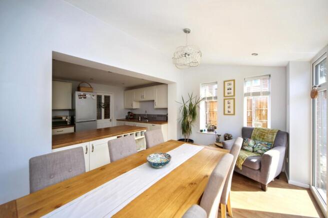 2 bed Semi-Detached for sale Image 7